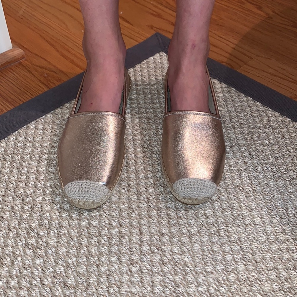 NWOT Vince Camuto Espadrilles
